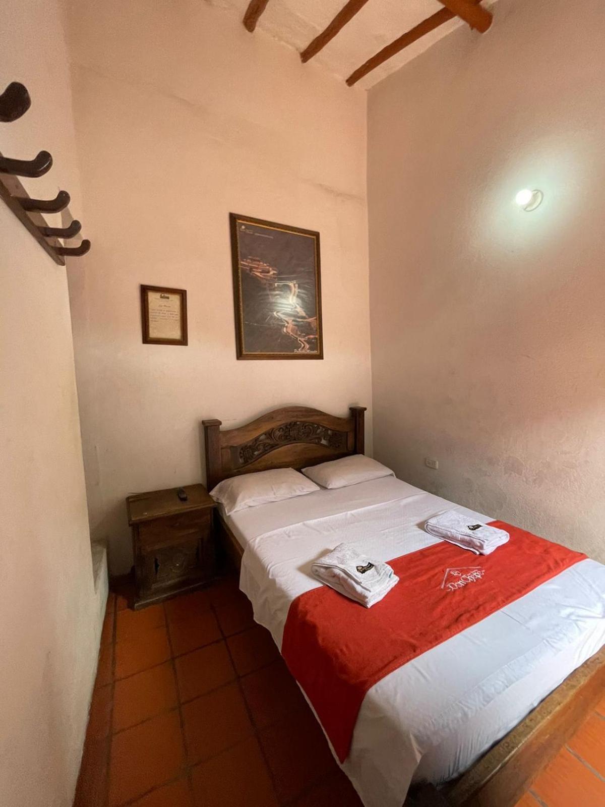 Hotel Casa Posada Don Chepe San Gil Exteriör bild